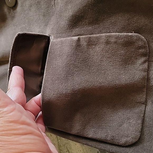 Charter Club Velvet 3 Button Chocolate Brown Jacket size 8P - Picture 5 of 10